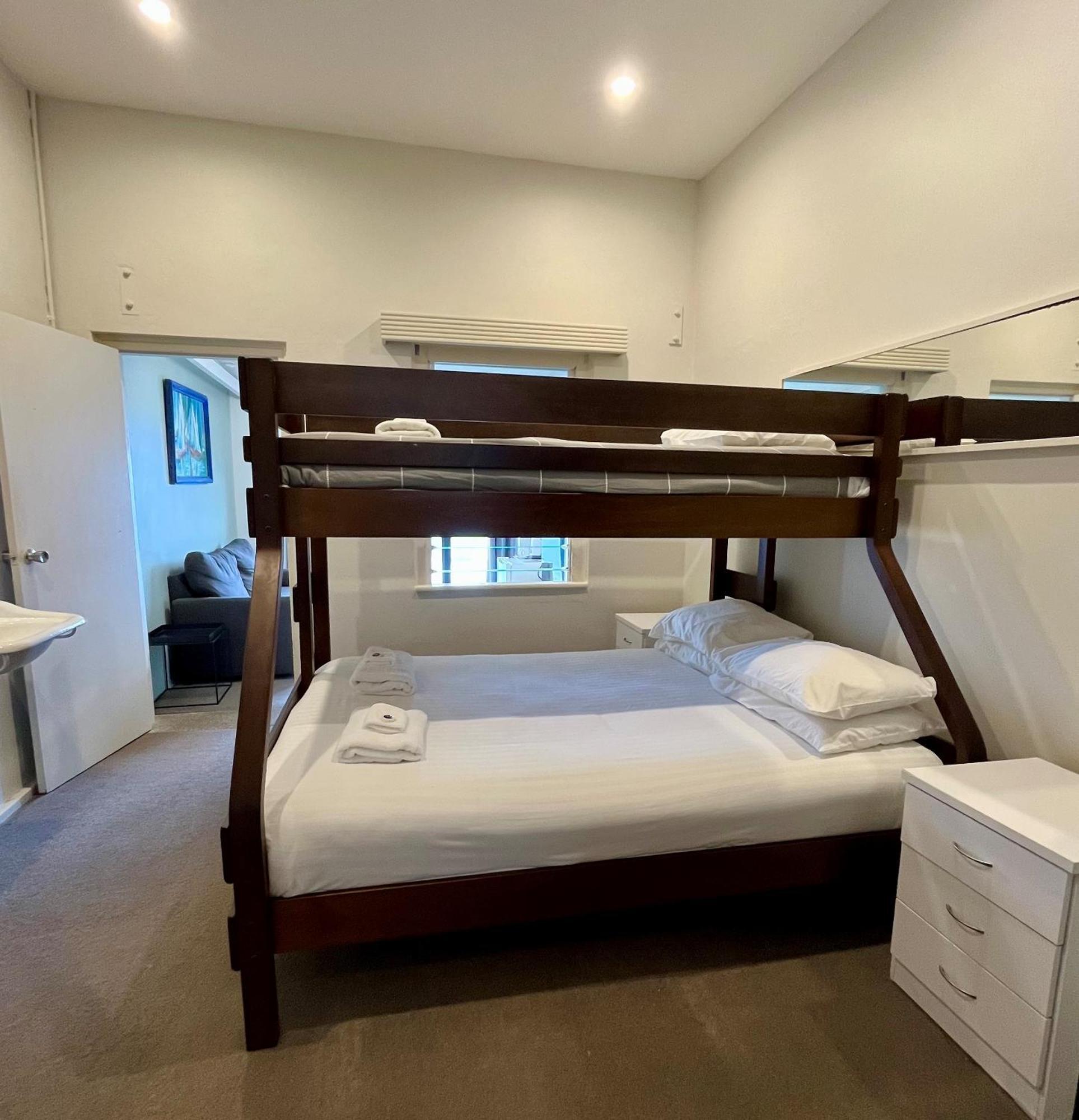 Pacific Hotel יאמבה מראה חיצוני תמונה