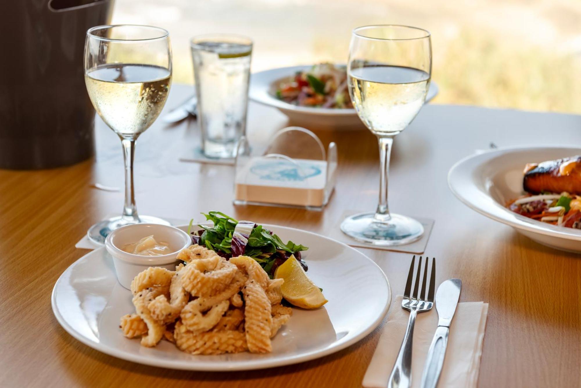 Pacific Hotel יאמבה מראה חיצוני תמונה
